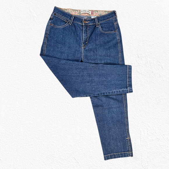 Y2K Levi's Medium Wash Classic Capri High Waisted Cropped Capri Jeans Size 12 - Picture 1 of 8